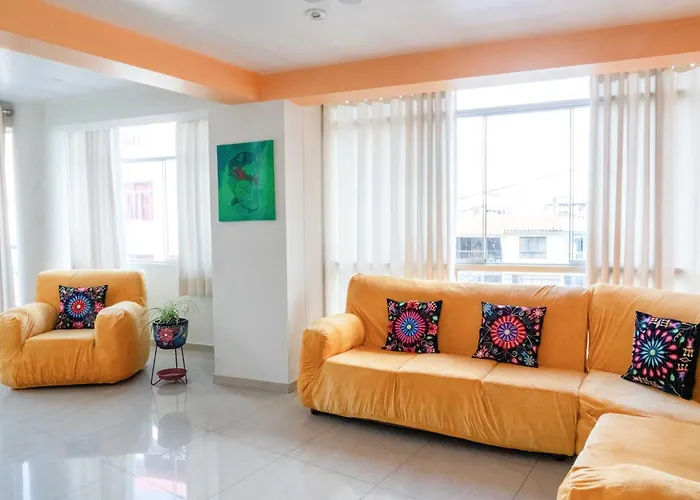 Cozy Family With Free Airport Pick Up Apartment